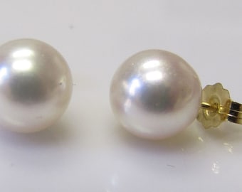 Zuchtperle Akoya japanische Salzwasser Ohrstecker, weiße Farbe, 14Kt. Gelbgold, Handarbeit