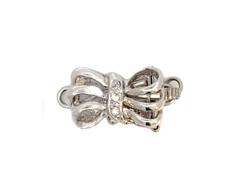 Bogenform Haken mit Kleinen Diamanten, 14Kt. Weißgold