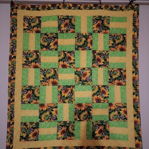 Sunflowers & Birds Lap/Toddler Quilt