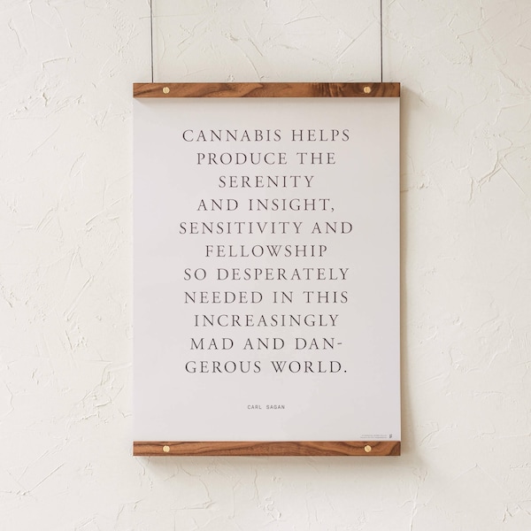 Lámina artística con cita de Carl Sagan sobre el cannabis, decoración minimalista sobre marihuana.