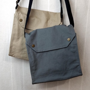 MADE-TO-ORDER, canvas crossbodytas in Indiana Jones-stijl, boekentas geïnspireerd op MKvii-gasmasker