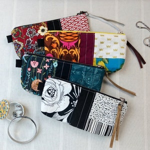 Small Quilted Patchwork Pouch with Zipper, Small Purse Organizer