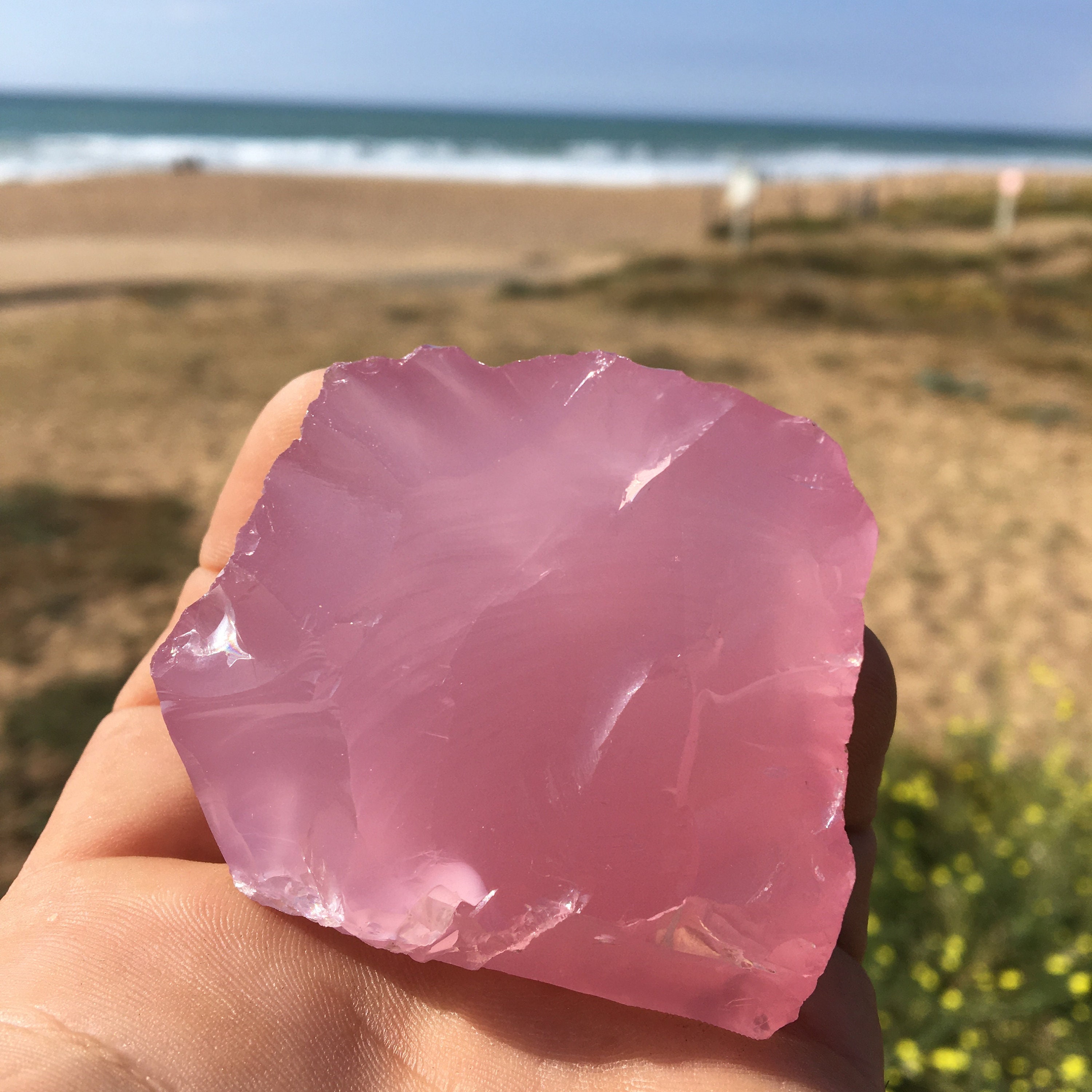 Quartz Rose, Magnifique Spécimen Qualité Gemme, 8cm X 7 5. 85 Gr., Parfait Pour Fabriquer Des Caboch