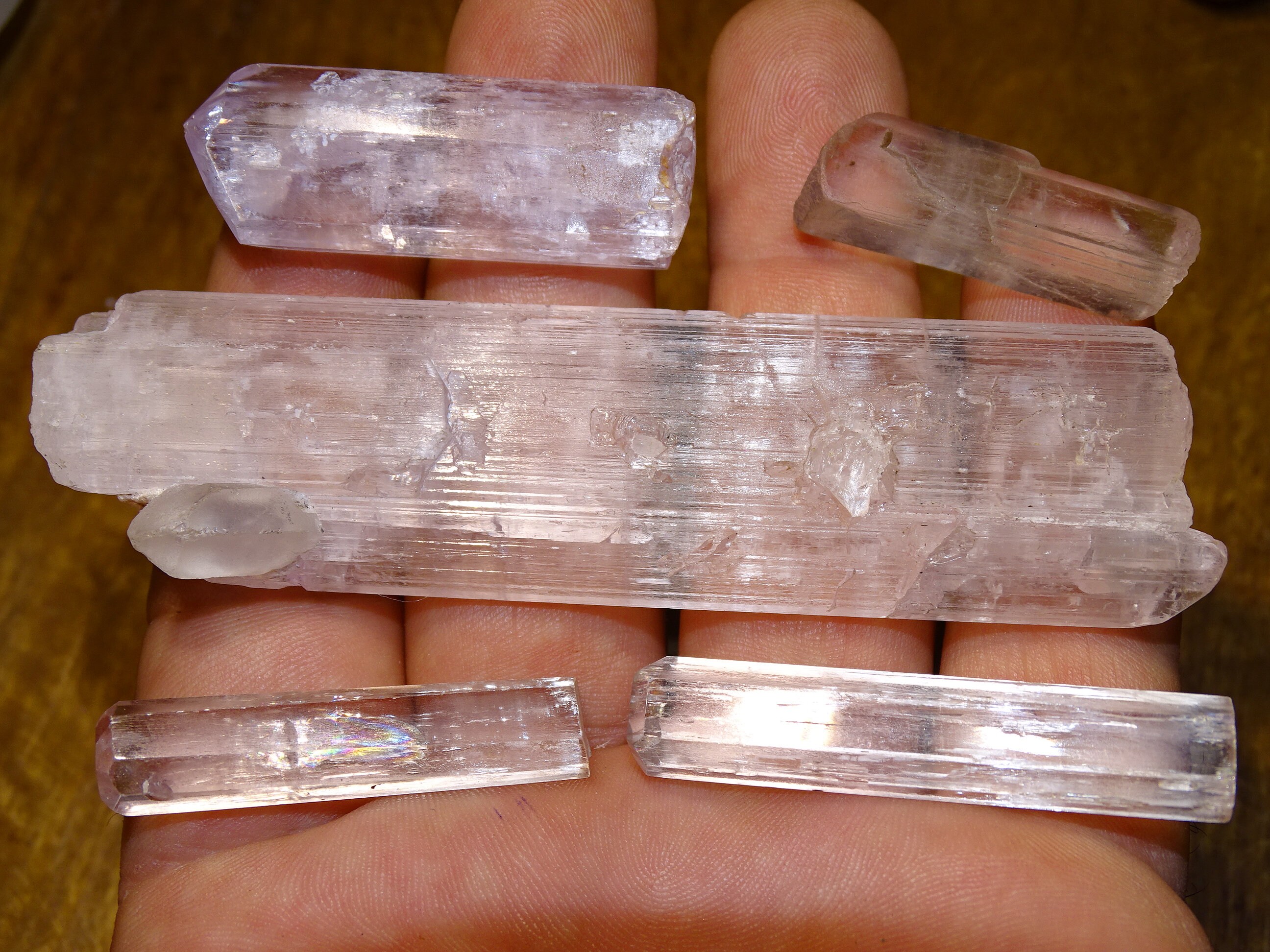 Kunzite Gemme', Belle Pièces de 28, 3 Grammes, Très Beau Rose Cristal Naturellement Magnifique, Aucu
