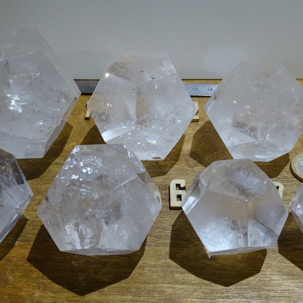 Dodécaèdre en Quartz Lémurien