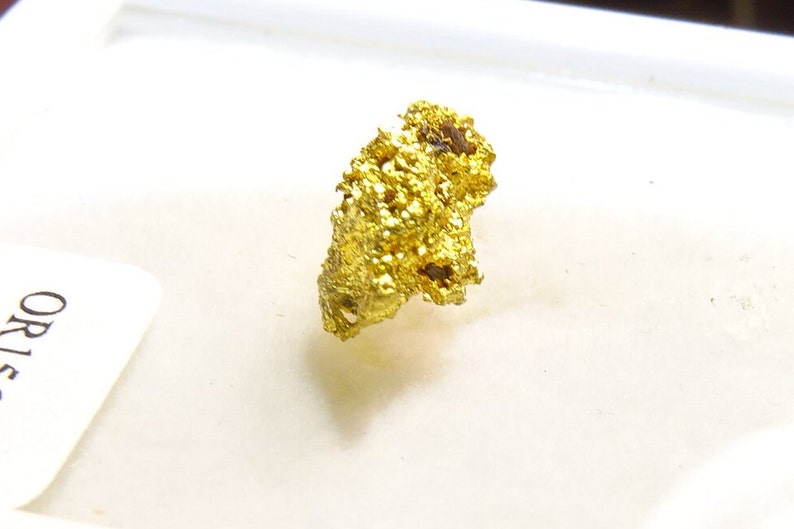 Pépite d'or natif d'Australie, mine Laverton, très pure et très belle brillance, 1,64 grammes, 14 x6 x6 mm ,pour bijoux, collection, expo image 5