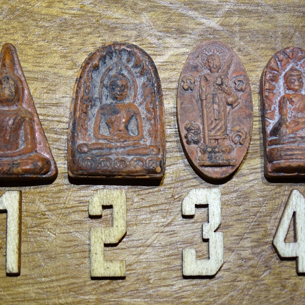 Mini Tsa Tsa en terre cuite, fabriqué au Népal, 3x1,5x 1 cm environ, très belle statuette de poche ou pour Autel sacré, pièces rares !!!