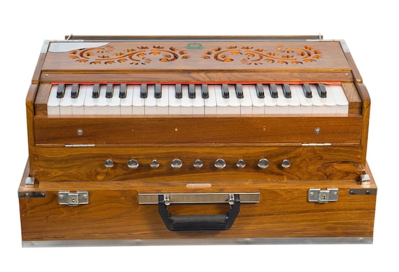 Indian Harmonium 440 Hertz deluxe Model Portable for Left handed