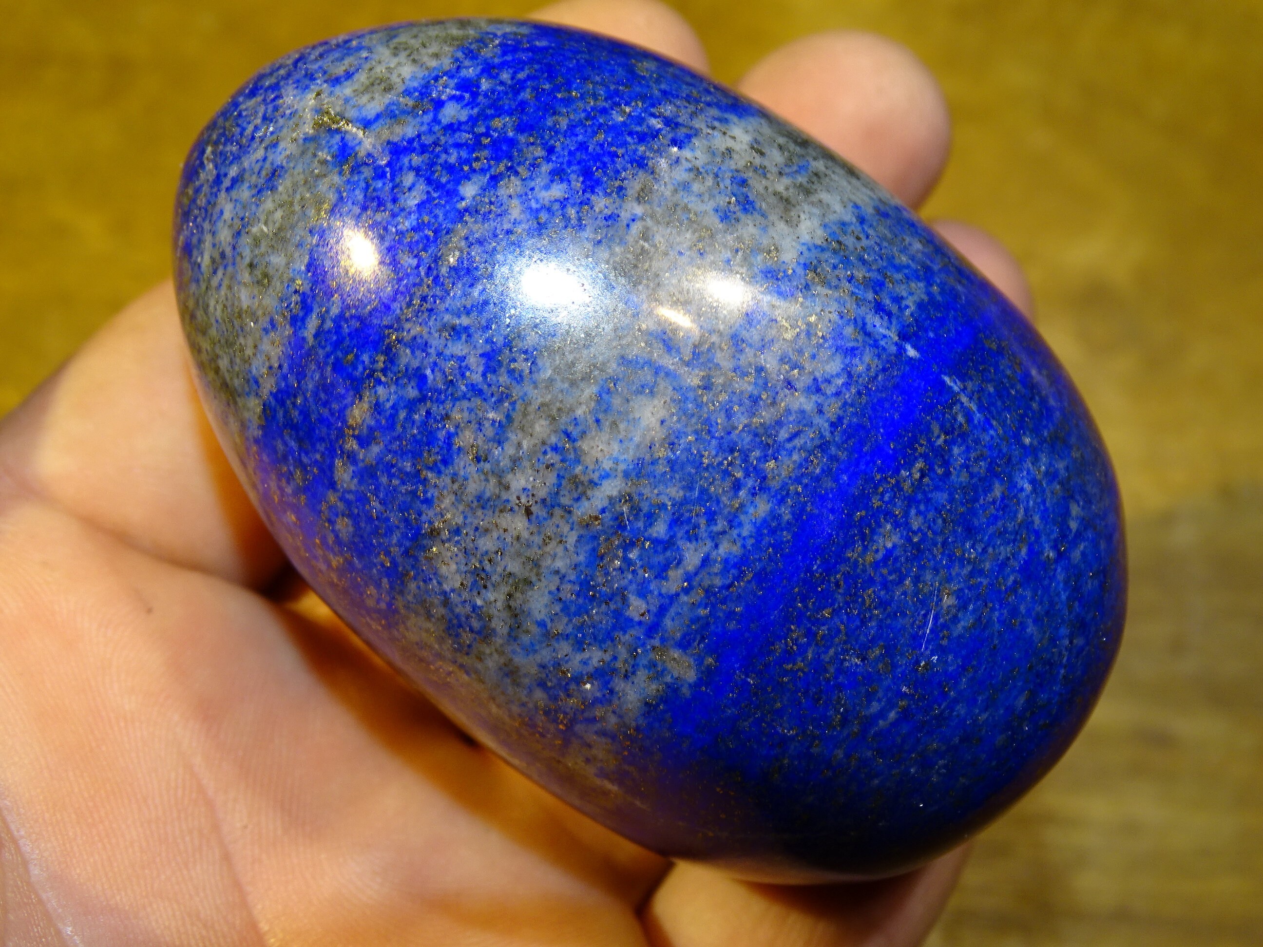 Lapis Lazuli, Oeuf de 75 mm Haut, 230 Grammes, Qualité Aa, Magnifique Spécimen Au Bleu Pharaon Envou