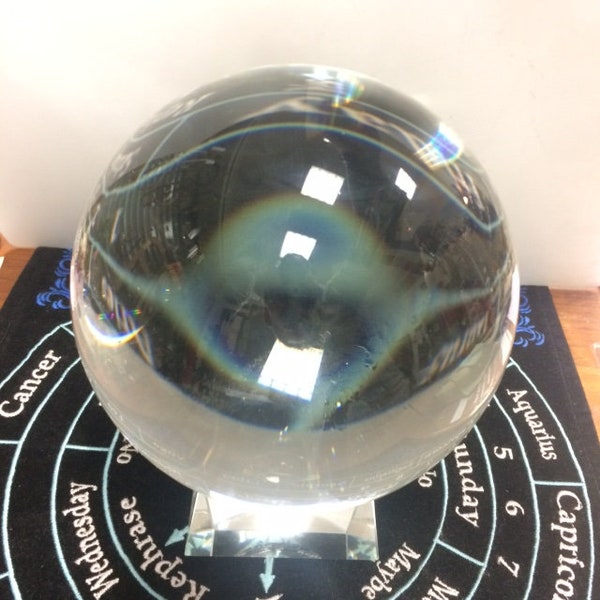 Boules de Cristal d'Harmonie, sur base verre, support y compris, 5 Tailles au choix, de 5 à 20cm, effet harmonisant au centre d'un cabinet !