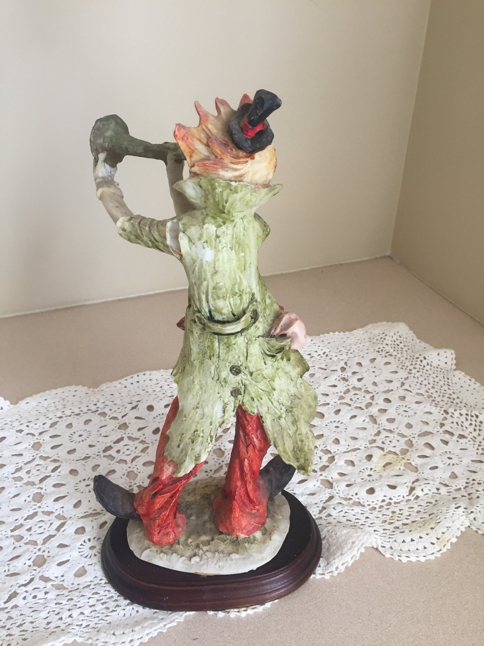 Musical Resin Clown Figurine 30cm wooden base Etsy