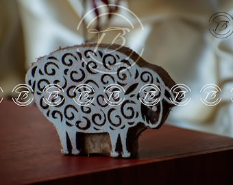 Sello de madera con forma de oveja tallado a mano para impresión en tela, cerámica y manualidades.