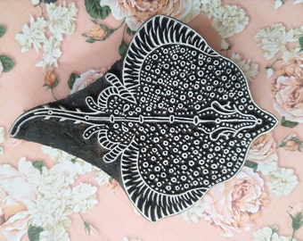 Stingray - Indian hand carved wood stamp; textile printing block; pottery stamp; clay stamp