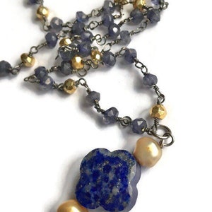 Lapis lazuli and pearl pendant