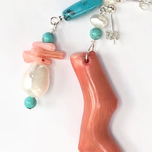 Mismatch coral earrings