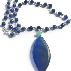 Navy blue agate and lapis lazuli necklace