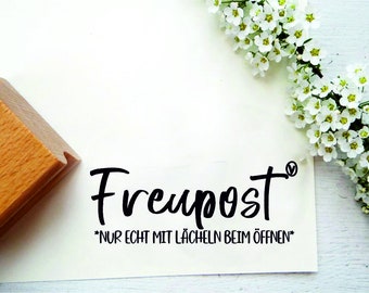 Stempel "Freupost - nur echt mit Lächeln beim Öffnen" für Glückwunschkarten, kleine Geschenkpakete, Warensendungen