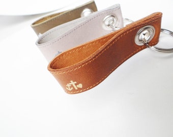 Personalized keychain "Faith Love Hope" leather