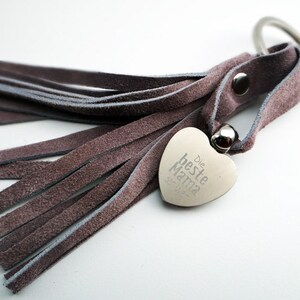 Personalized leather keychain, heart with text of your choice, mother image 2