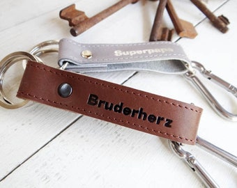 Leather key ring with carabiner