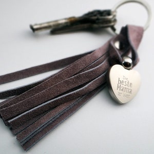 Personalized leather keychain, heart with text of your choice, mother image 4