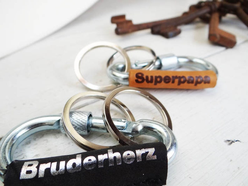 Key ring carabiner with text of your choice image 1