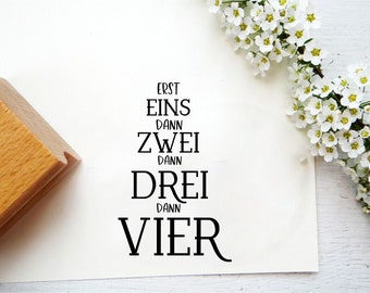 Weihnachtsstempel "erst eins dann zwei dann drei dann vier" für Geschenketiketten, Geschentüten, Weihnachtspost oder Weihnachtgeschenke