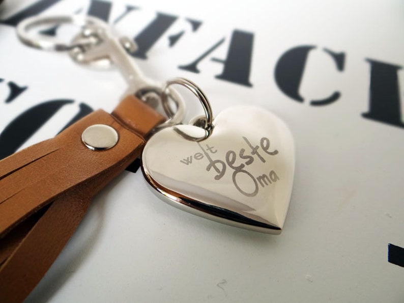 Personalized leather keychain, gift grandma, grandmother, text of your choice image 1