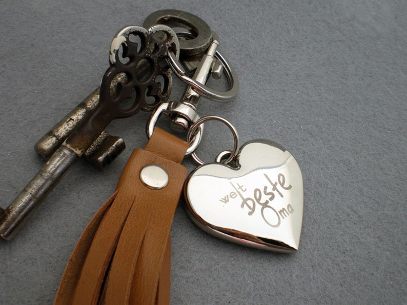 Personalized leather keychain, gift grandma, grandmother, text of your choice image 2