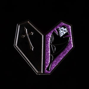 Vampire Lovers enamel pin - Horror enthusiasts / Glitter goth / Silver or Brass