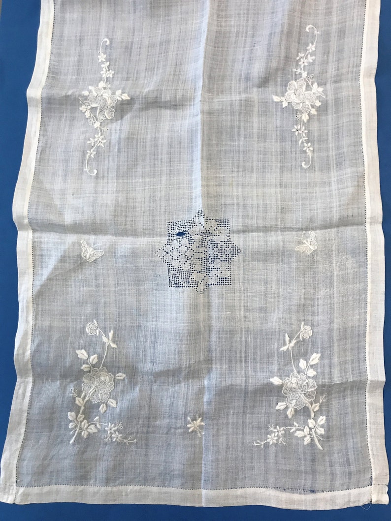 Vintage Fine Batiste Hemstitched// Embroidered Infant Small Collar Set NOS White