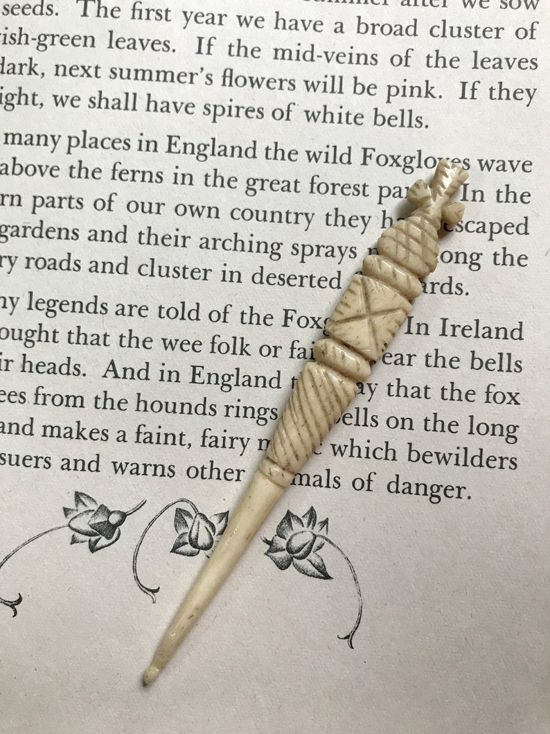 Collector's Quality Antique Carved Bone Crochet Hook Etsy
