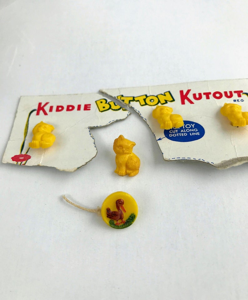 And Bird Button Yellow Animal Retro Sewing Fashion Kids Craft Vintage CAT Buttons on Original Card Cute Kitten Children Novelty