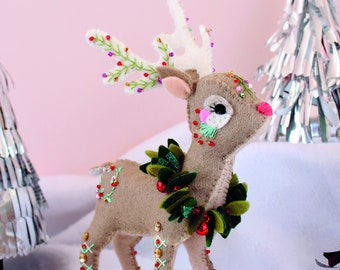 Reindeer embroidered hand sewn  felt ornament PDF DOWNLOAD