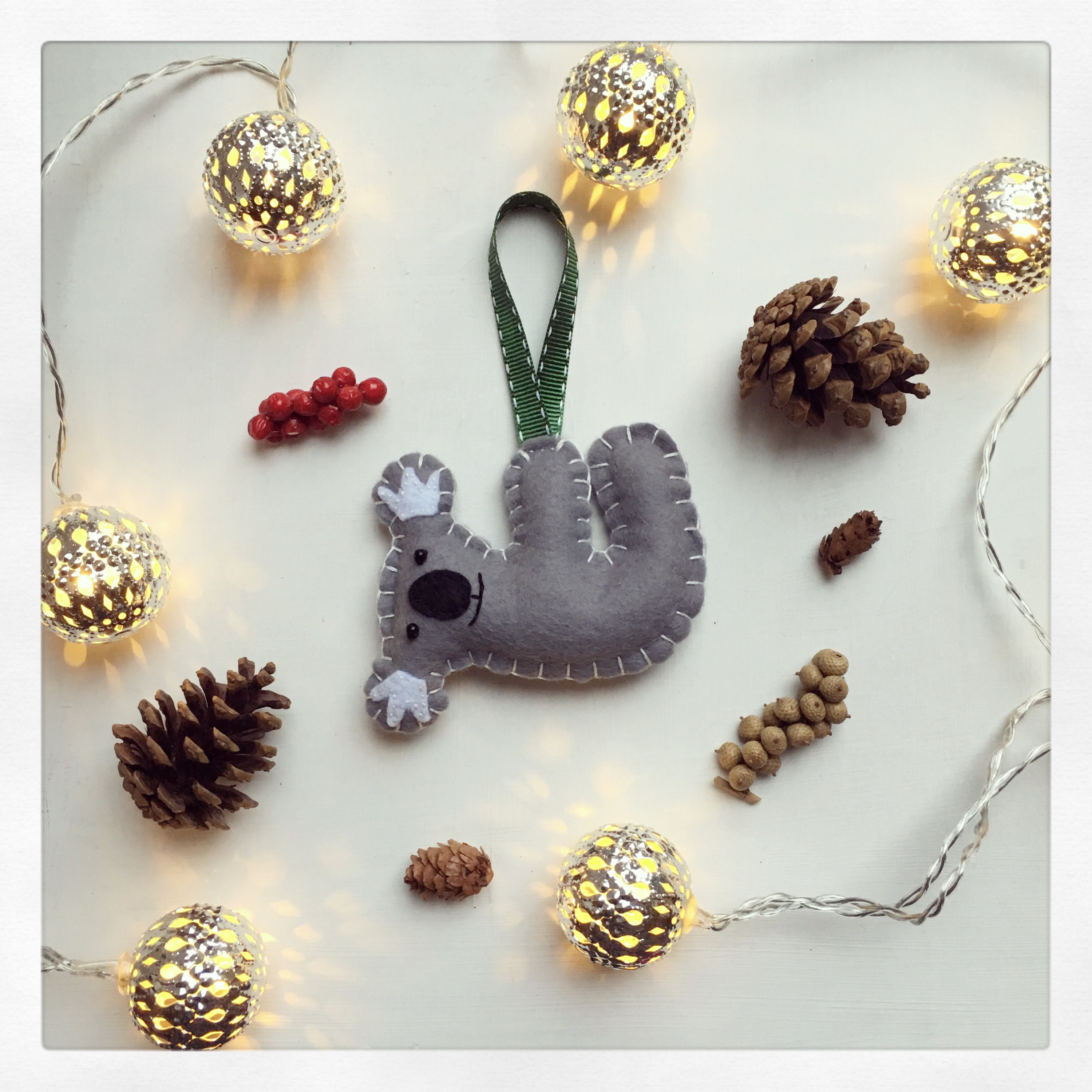 36 Stunning DIY Christmas Tree Decoration Ideas 5 Handmade Felt Koala Bear - Christmas tree decoration / home decor /…
