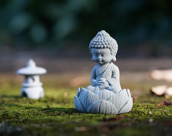 Zan Fairy Miniature , Small Buddha Praying in Lotus , Fairy Garden Supplies Succulent Terraium DIY Accessories