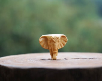Natural Wood Bead，1pcs Boxwood Carved Elephant Head , Guru Beads Spacer Beads DIY Accessories Jewelry Findings  32x35mm
