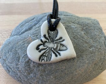 Bee Necklace Pendant, Spa Gift for Her, Boho Jewelry, Ceramic Diffuser, Aromatherapy Necklace, Aromatherapy Pendant, Diffuser Pendant
