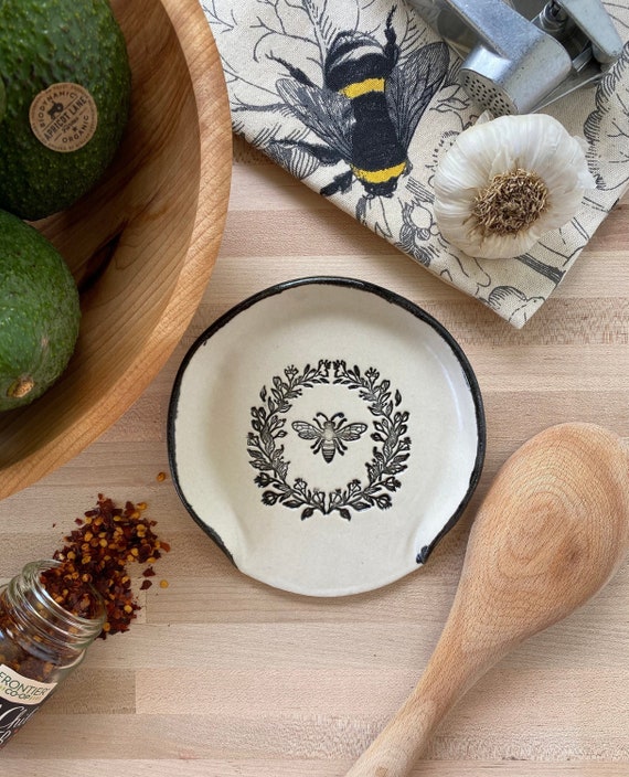 Spoon Rest, Bee Spoon Rest, Cook's Gift, Farmhouse Pottery, Farmhouse Kitchen, Classic Black and Cream Pottery, Enamelware, Vermont Pottery