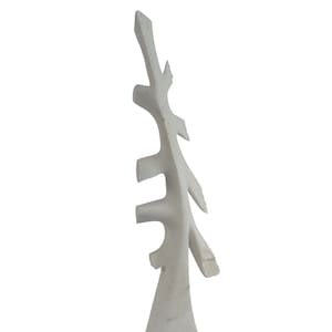 ANTICO PINO SCOZZESE - scultura originale in marmo di Rasho Mitev