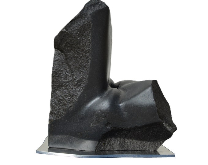 STRADDLE - original stone sculpture by Ognyan Chitakov