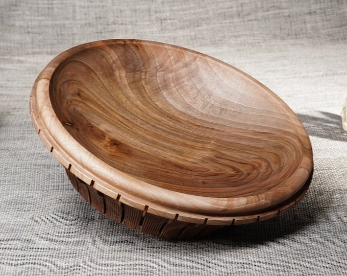 POOL OF WONDERS - sculptural wood bowl by Sava Draganov