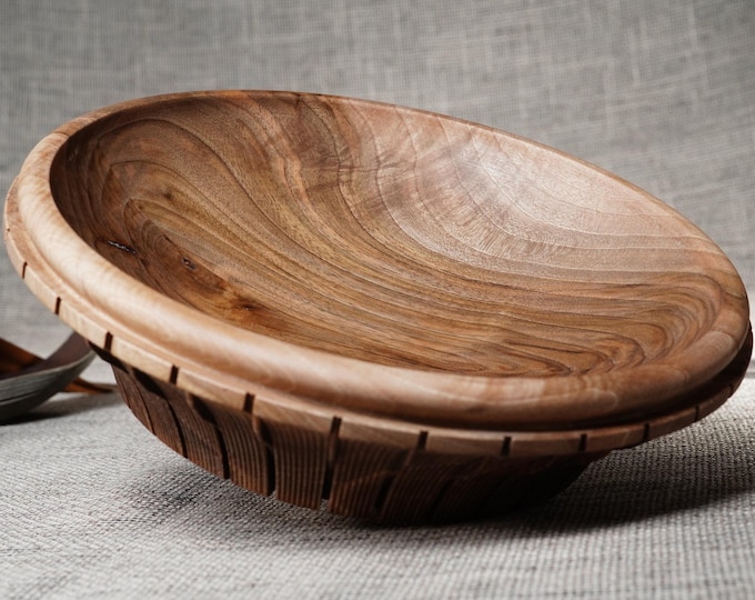 POOL OF WONDERS - sculptural wood bowl by Sava Draganov