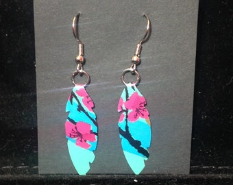 Pendientes de latas recicladas