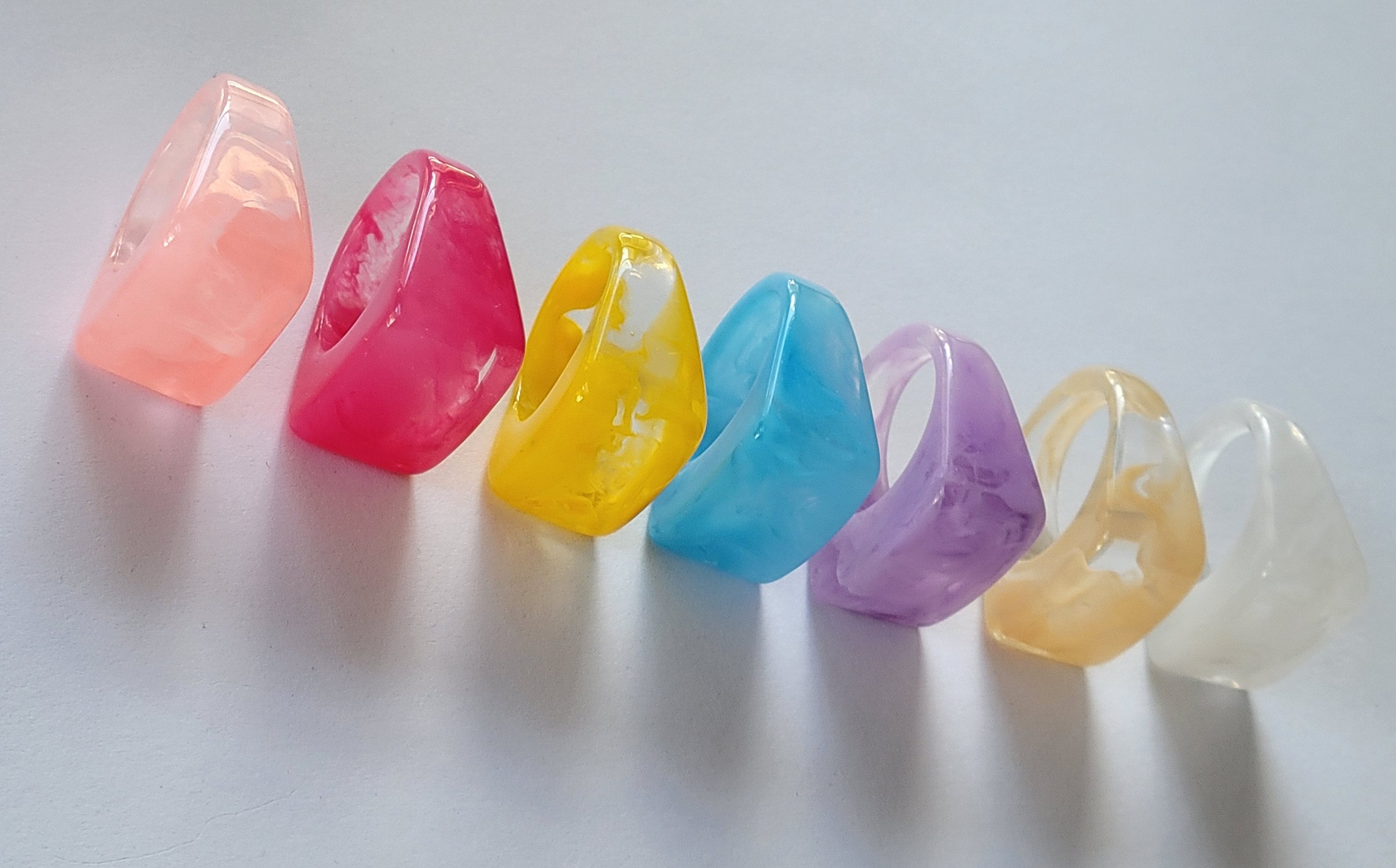 Simple Chunky Acrylic Resin Ring Color, Lightweight Marbled Design Ring ...