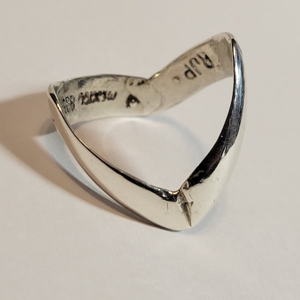 Vintage Designers RJP Hand Made ZigZag Sterling Silver Ring,  Mexico Ring, Size 5, Rare Ring,  Double Wishbone Ring