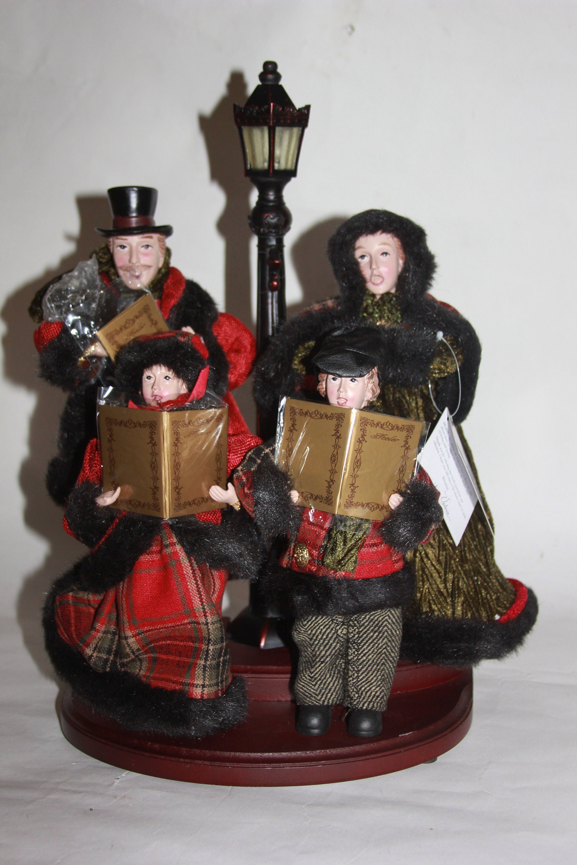 victorian christmas carolers decorations