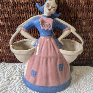 Vtg Kim Ward Of Hollywood Dutch Woman Lady Vase Planter Pink & Blue 8.5" Signed floral dress dutch girl figurine knick knack Dutch decor