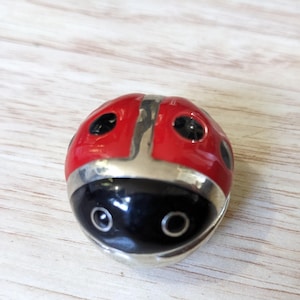 Vtg Rucinni Lady Bug Enamel Trinket Box Magnetic Closure Red Lady Bug Figurine Lady Bug Unique Gift Lady bug knock kanck Collectible Gift