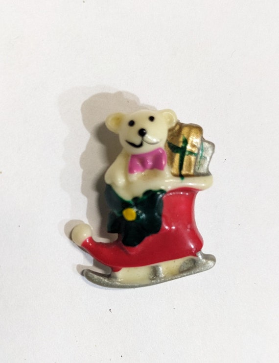 Vtg Teddy Bear pi. Brooch bear Stocking Iceskate S